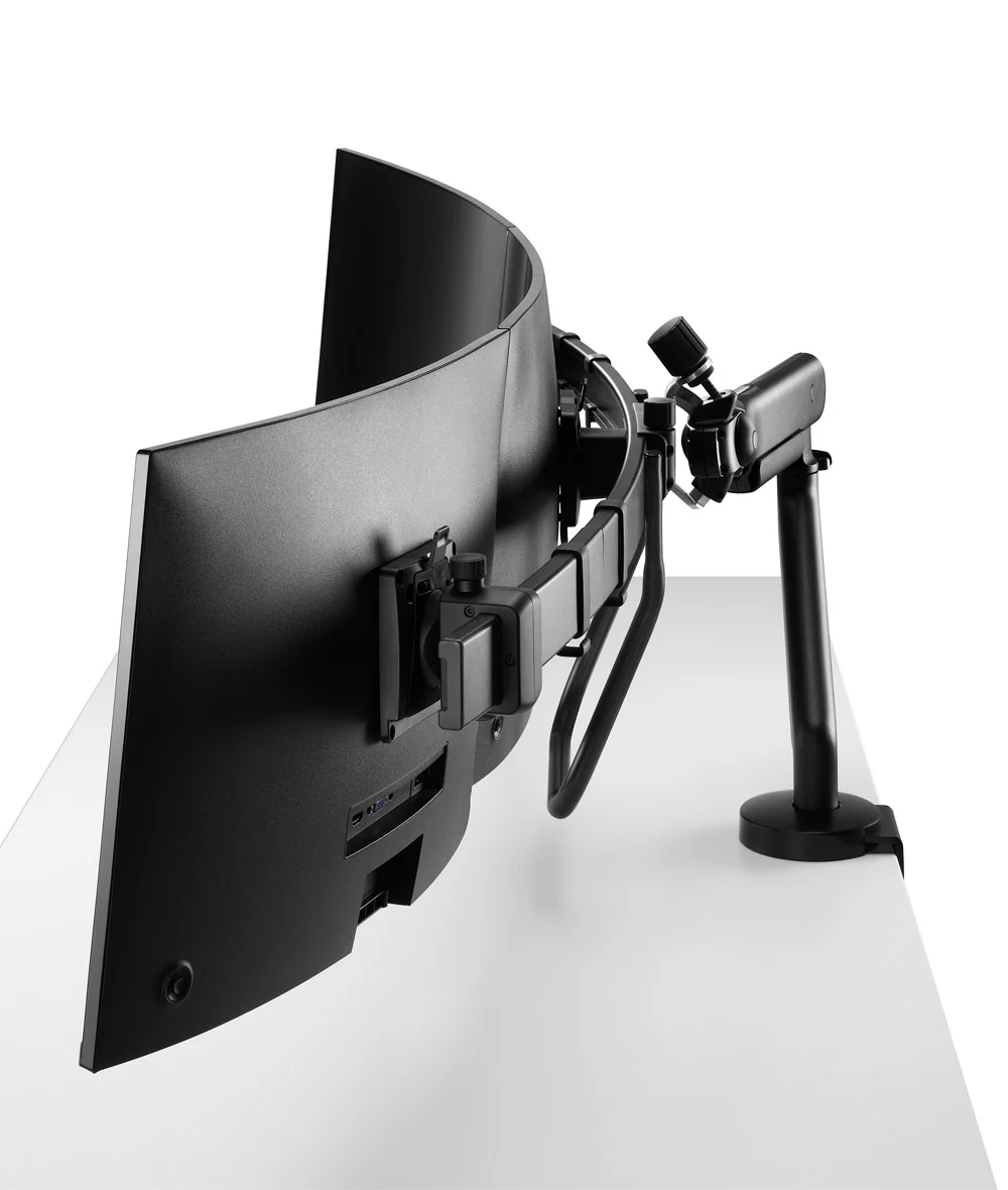 Flo X – Großformatiger Triple Monitorarm - Image 7
